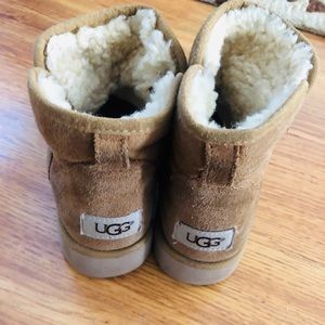 Uggs girls